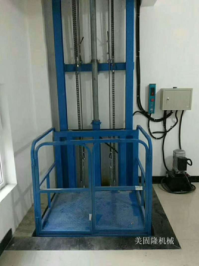 文山单臂导轨式升降机厂家